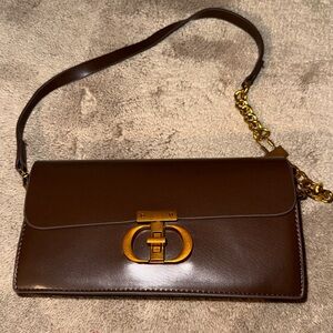 Brown Shoulder Bag With Brass Enclosures